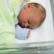 porodnisnica_20_let_poroda_v_vodi_-_valter_leban-2304