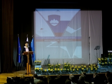 25-LET-OSAMOSV-ILB009