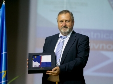 25-LET-OSAMOSV-ILB038