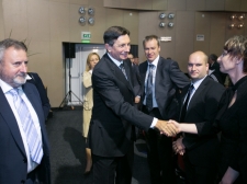 25-LET-OSAMOSV-ILB046