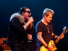 the_cult_in_gun_vl-0810