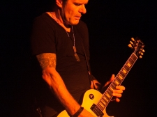 the_cult_in_gun_vl-0812