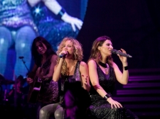 laura_pausini_vl-6110