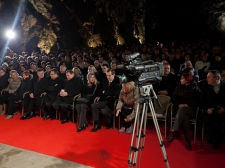 jama_pop_in_modriajni_vl-8225