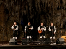 jama_pop_in_modriajni_vl-8403