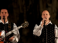 jama_pop_in_modriajni_vl-8410