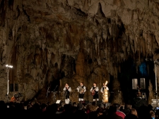 jama_pop_in_modriajni_vl-8604