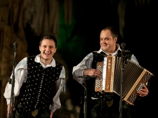 jama_pop_in_modriajni_vl-8733