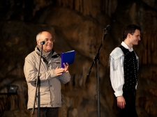 jama_pop_in_modriajni_vl-8741