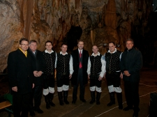 jama_pop_in_modriajni_vl-8924