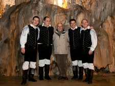 jama_pop_in_modriajni_vl-8972