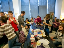 na_roke_za_otroke_-_valter_leban-1074