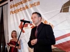 ona-on-2009-036
