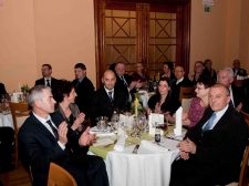 ona-on-2009-040