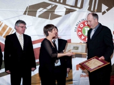 ona-on-2009-049