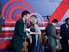 ona-on-2010-040