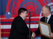 ona-on-2010-074
