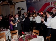 ona-on-2010-083