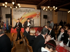 ona_ali_on__2011_v_l-1941