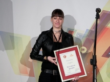 ona_ali_on__2011_v_l-2089