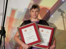 ona_ali_on__2011_v_l-2108