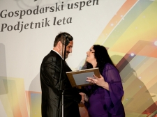 ona_ali_on__2011_v_l-2118