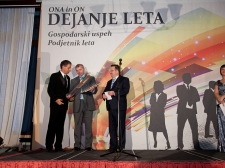 ona_ali_on__2011_v_l-2197