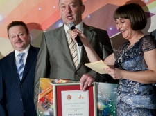 ona_ali_on__2011_v_l-2326