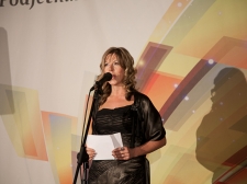 ona_ali_on__2011_v_l-2369