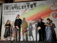 ona_ali_on__2011_v_l-2420