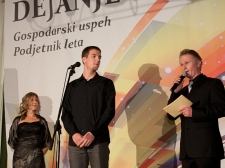 ona_ali_on__2011_v_l-2454