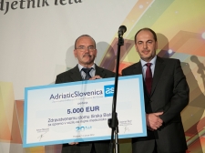 ona_ali_on__2011_v_l-2535