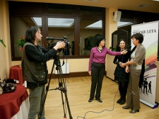 ona_ali_on__2011_v_l-2713