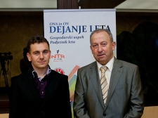 ona_ali_on__2011_v_l-3082