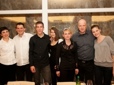 ona_ali_on__2011_v_l-3669