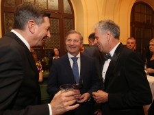 ONA-ali-ON-DEJANJE-LETA-2019-12-FOTO-LJUBO-VUKELIČ