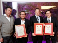 ONA ALI ON 2017- Valter Leban-1943