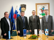 pivka_podpis_pogodbe-_valter_leban-3522