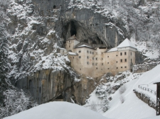 predjamski_grad_zima__-_valter_leban-0980
