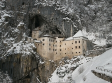 predjamski_grad_zima__-_valter_leban-0995