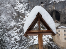 predjamski_grad_zima__-_valter_leban-1002