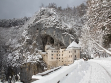 predjamski_grad_zima__-_valter_leban-1047