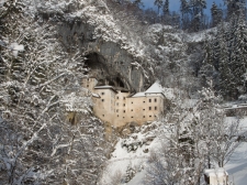 predjamski_grad_zima__-_valter_leban-1181