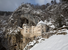 predjamski_grad_zima__-_valter_leban-1315