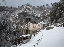 predjamski_grad_zima__-_valter_leban-1368