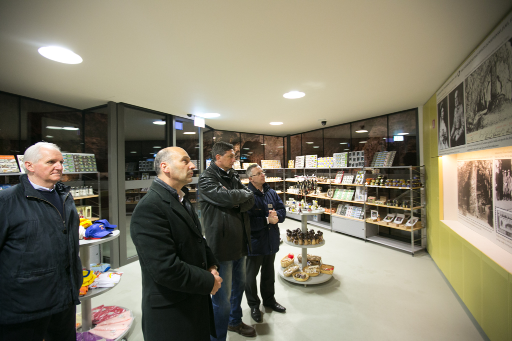 borut_pahor_-_valter_leban-3839
