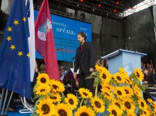 VSTALA-PRIMORSKA-POSTOJNA-2016-025