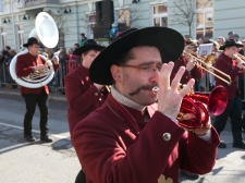 pust-2015-054