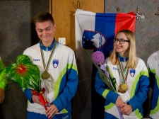 TINA-ZIGA- SVET-PRV-KEGL-086