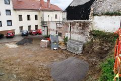 V Majlontu se bo urejalo